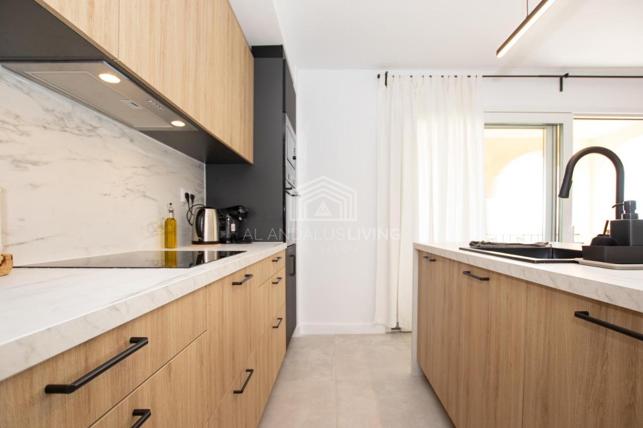 דירות מאלגה Panoramic Sea Views And Direct Access To The Beach From The Community In Torrenueva מראה חיצוני תמונה
